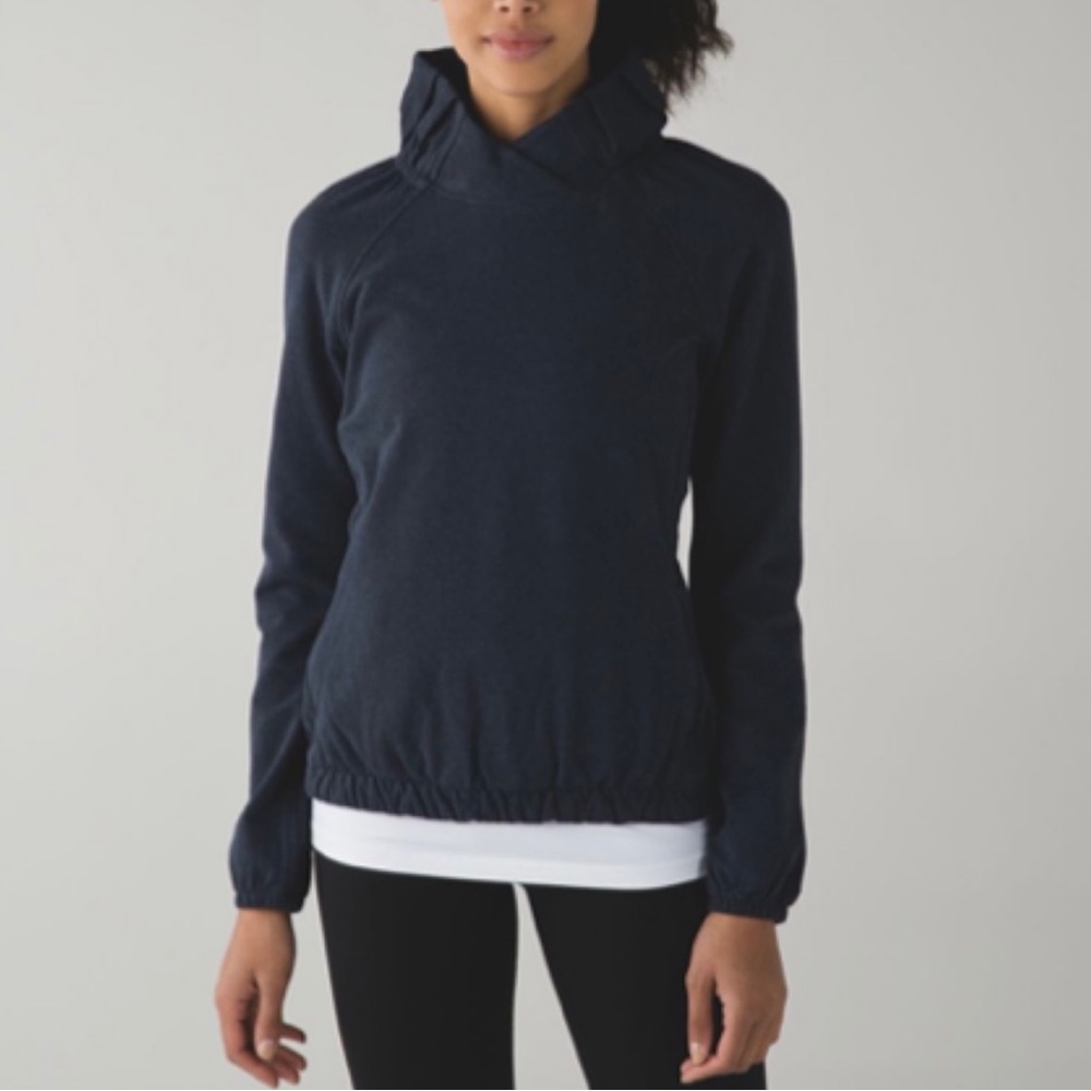 Women’s Lululemon Navy Sweatshirt